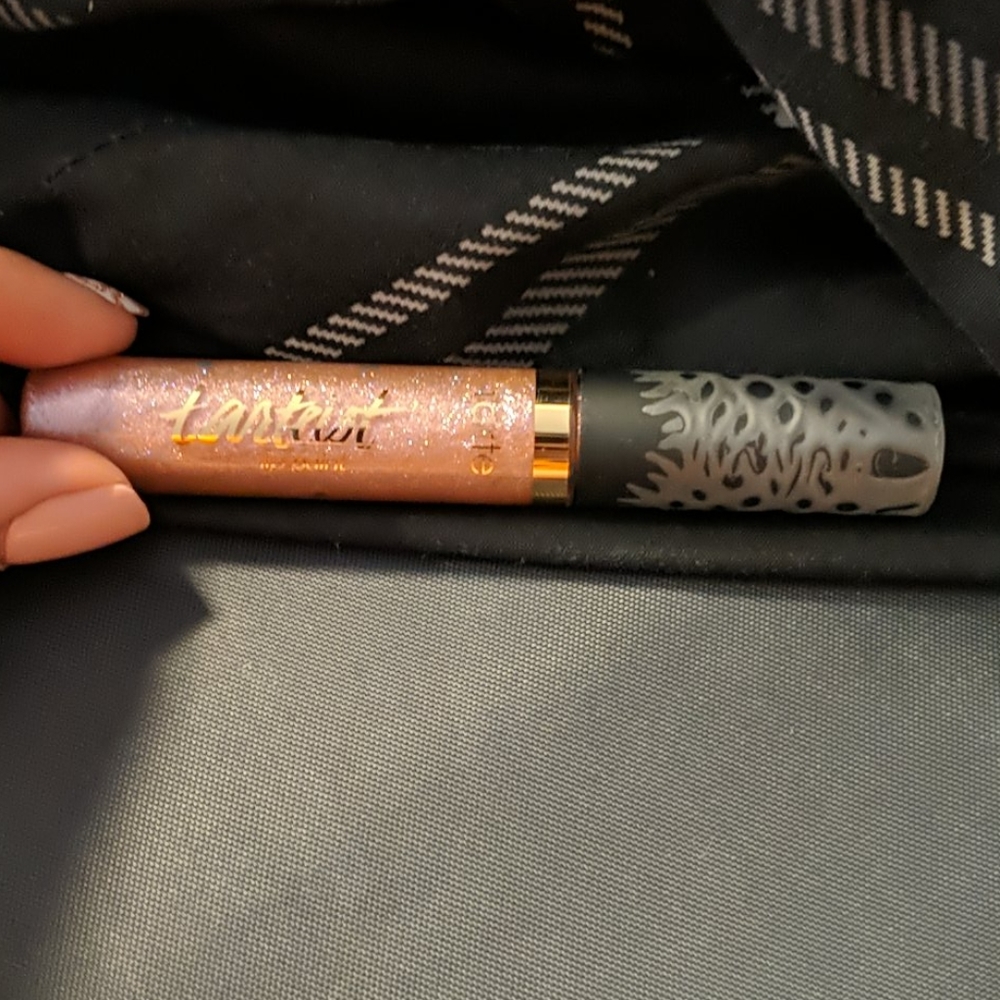 Tarteist shimmering lip paint in insta famous